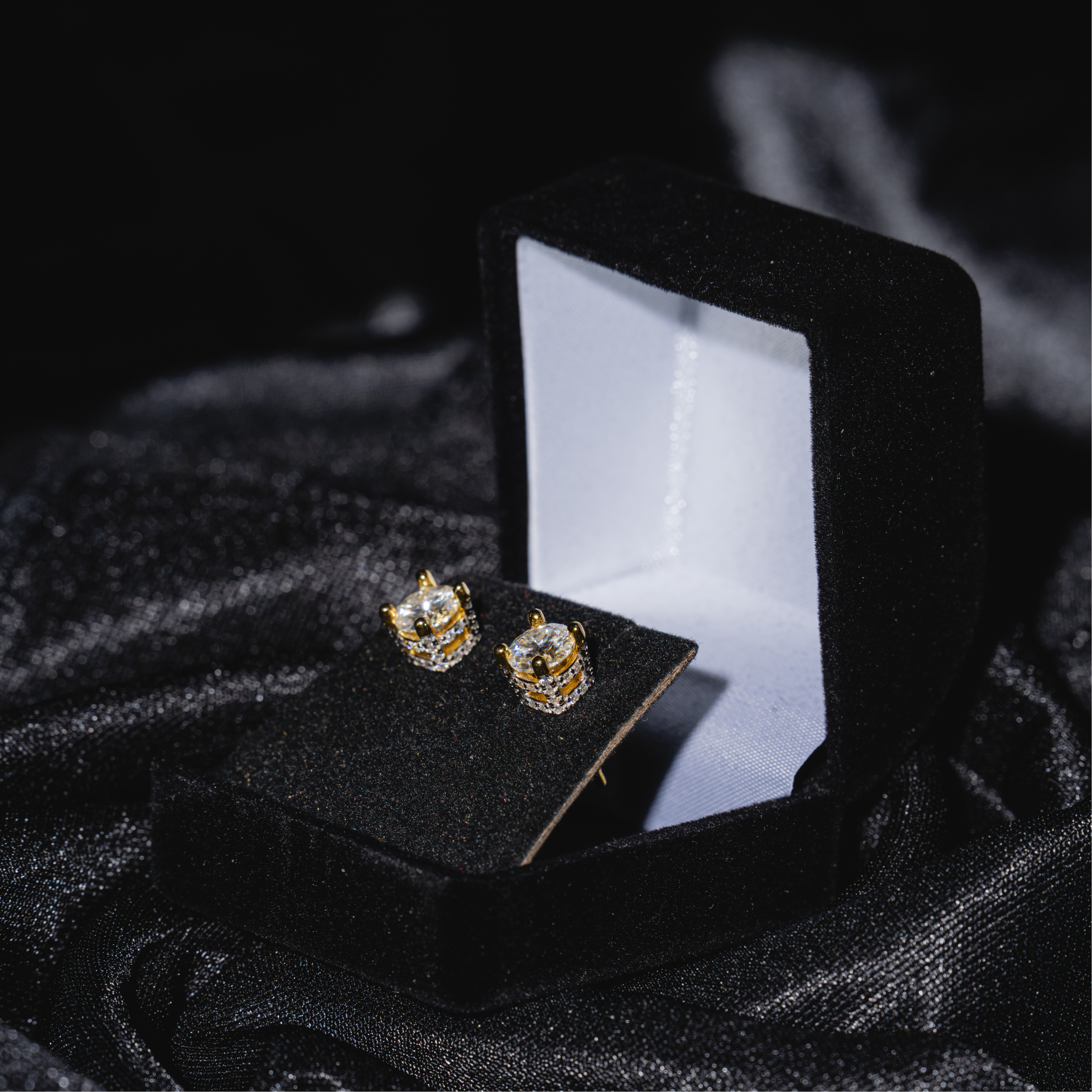 3D Solitaire Earrings