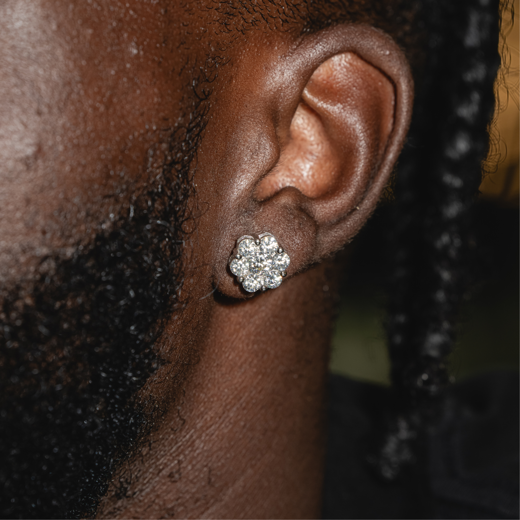 Big-Pointer Honey Comb Earrings